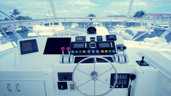 Hatteras Flybridge Motor Yacht