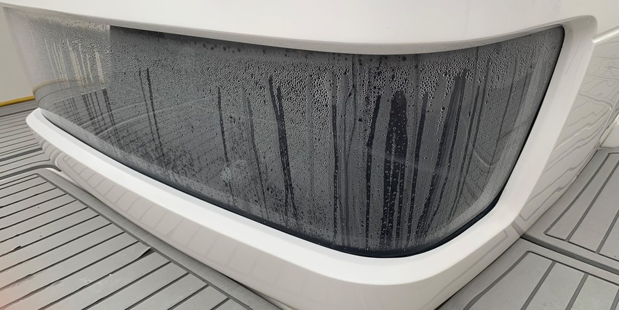 Intrepid 375 Center Console