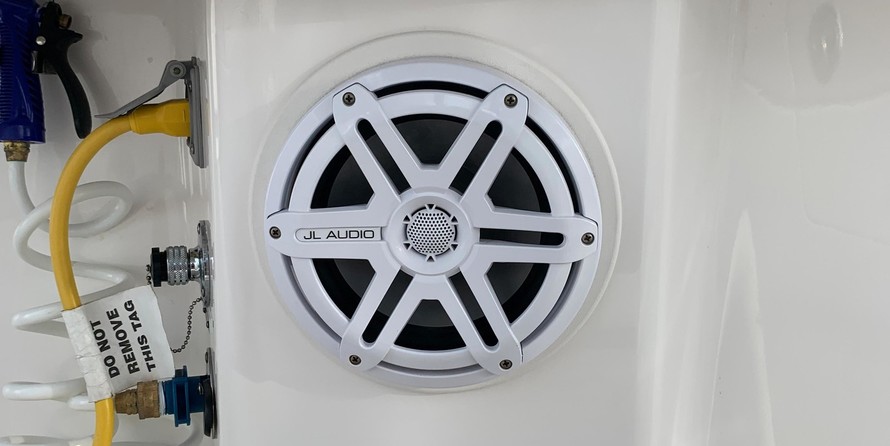 Intrepid 375 Center Console