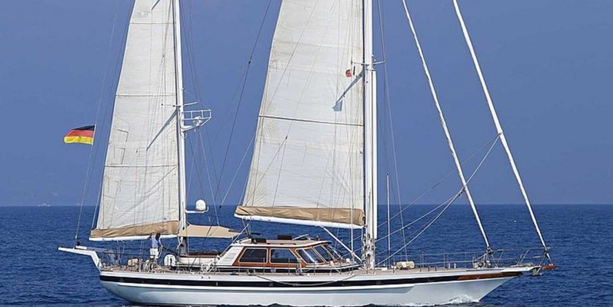 Falcon Yachts Magic Dream