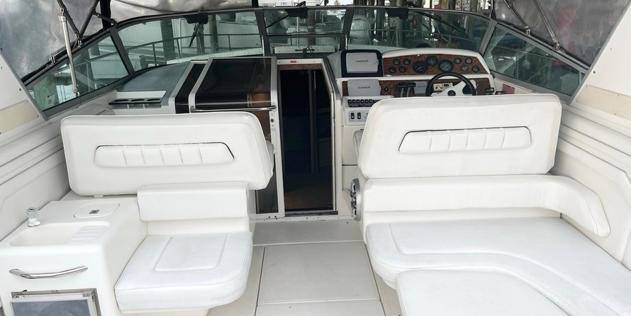 Sea ray 400 express cruiser