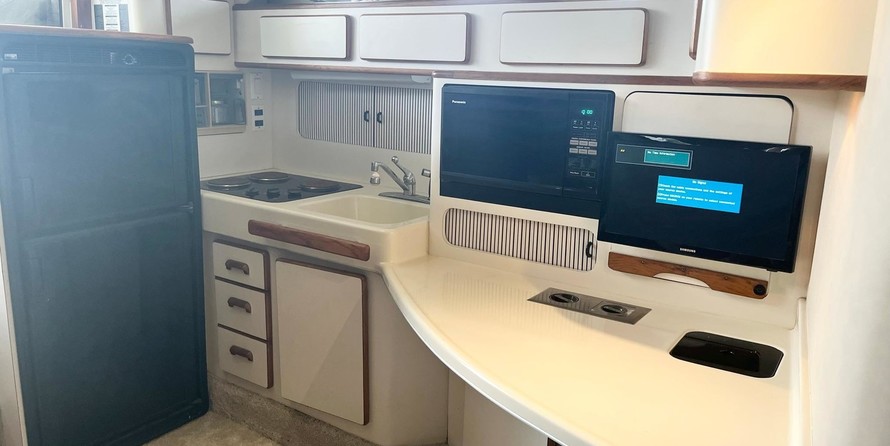 Sea ray 400 express cruiser