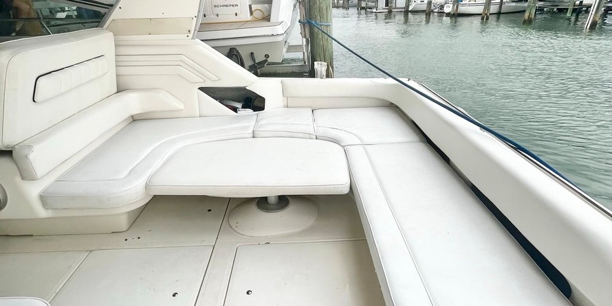 Sea ray 400 express cruiser