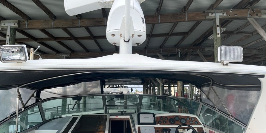 Sea ray 400 express cruiser