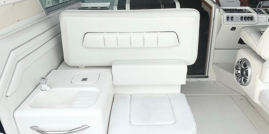 Sea ray 400 express cruiser