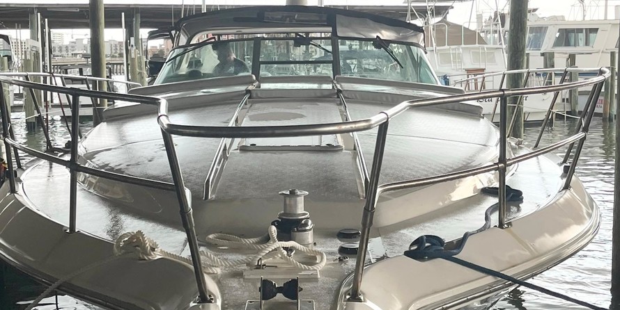 Sea ray 400 express cruiser