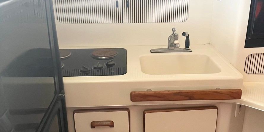 Sea ray 400 express cruiser