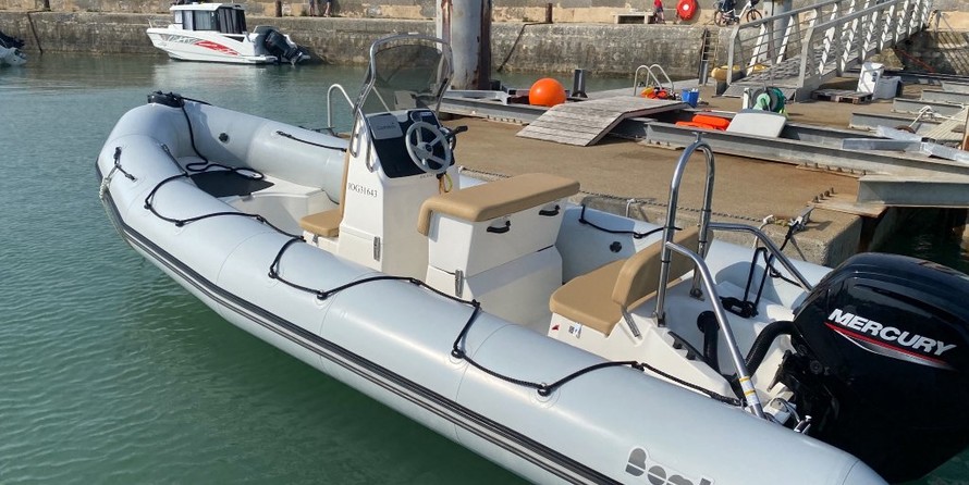 Bombard rib bombard sunrider 500
