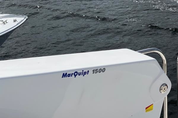 Hatteras 75 Cockpit Motor Yacht