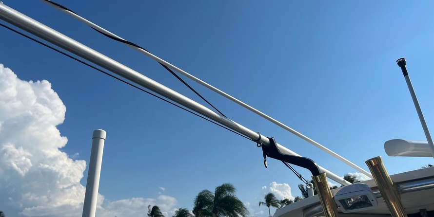 Pursuit 2870 center console