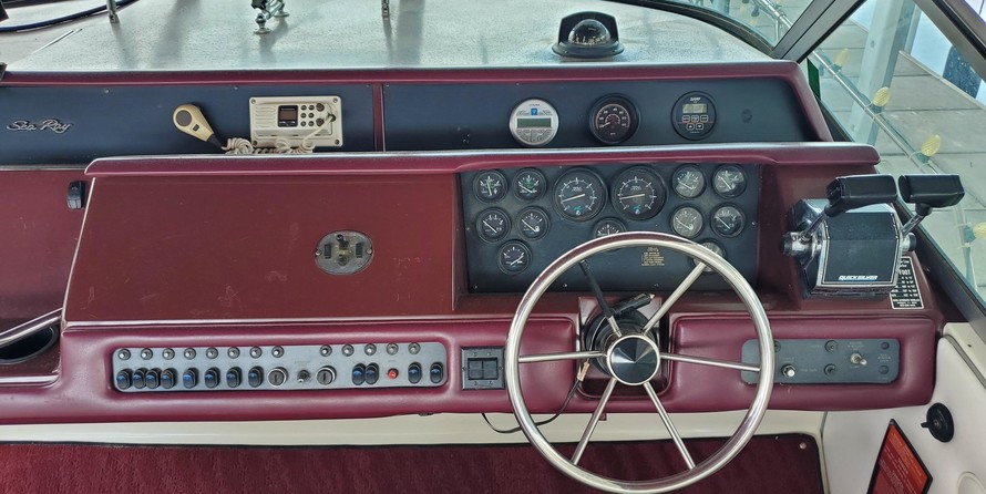 Sea Ray 310 Sundancer