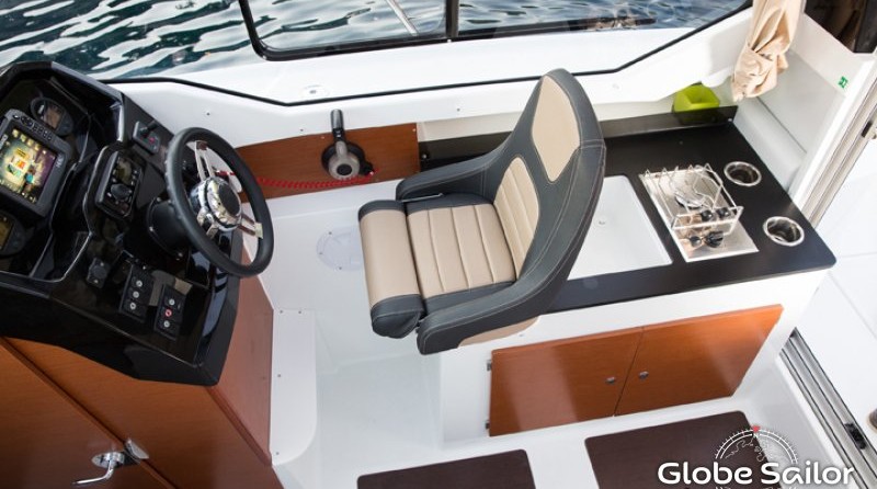 Jeanneau Merry Fisher 795