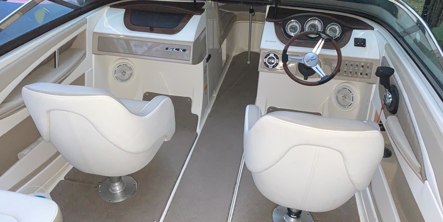 Sea Ray 230 SLX