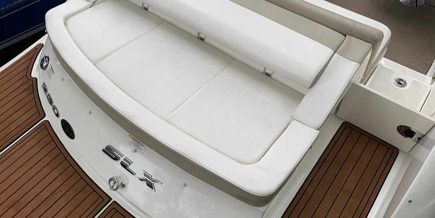 Sea Ray 230 SLX