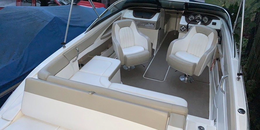 Sea Ray 230 SLX