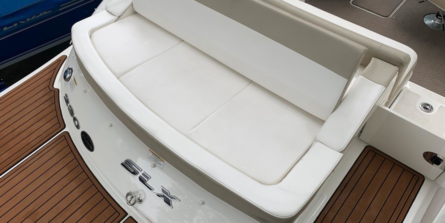 Sea Ray 230 SLX