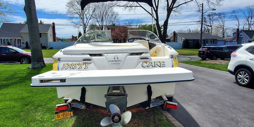 Regal 1900 Bowrider
