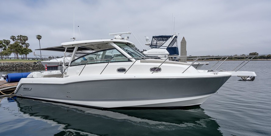 Boston Whaler 345 Conquest