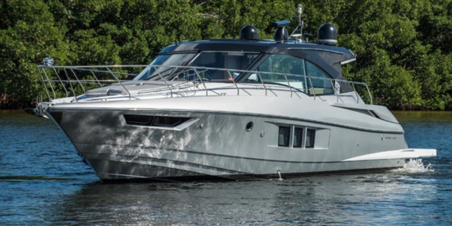 Cruisers Yachts 45 Cantius