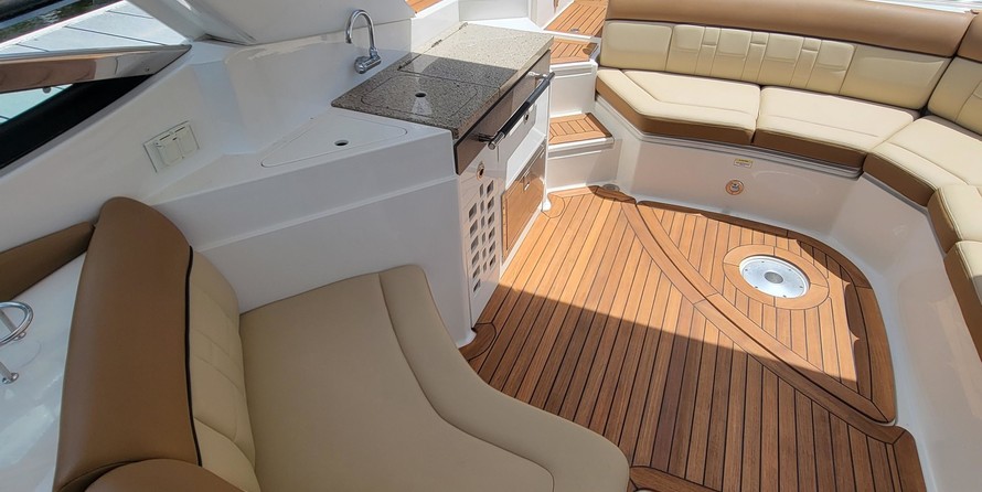 Sea Ray 350 SLX