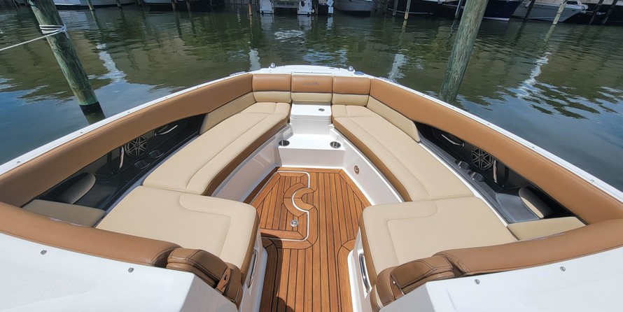 Sea Ray 350 SLX