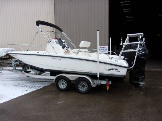 Boston Whaler 200 Dauntless