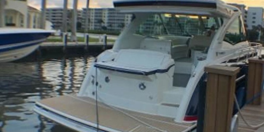 Formula 45 Yacht