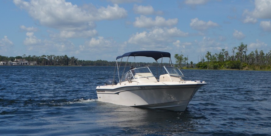 Grady-White Freedom 225