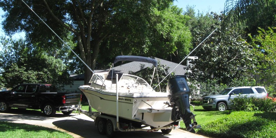 Grady-White Freedom 225