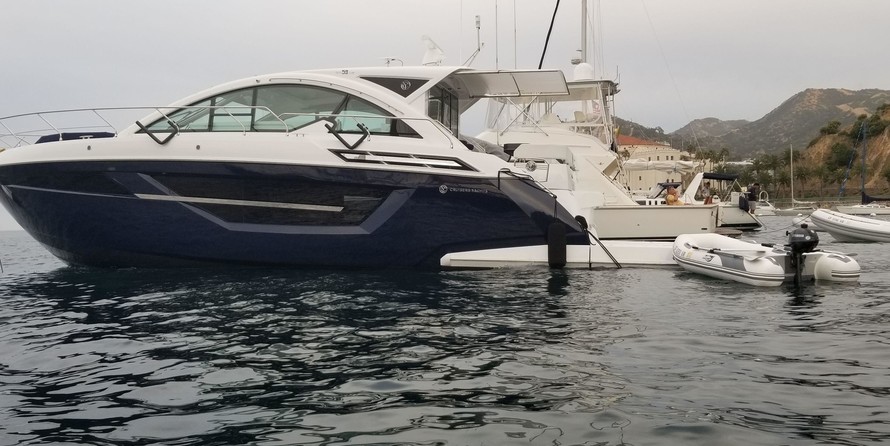 Cruisers Yachts 50 Cantius