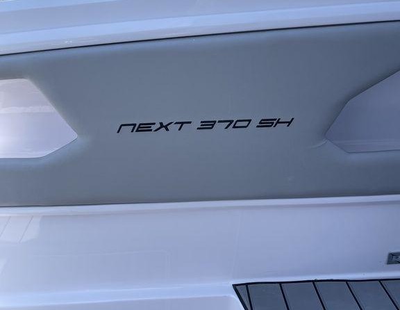 Ranieri Next 370 SH