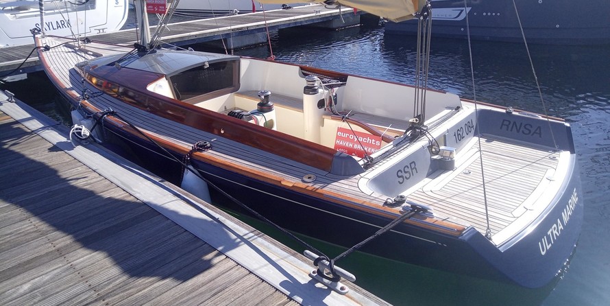 Latitude 46 Tofinou 8