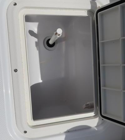 Hurricane SunDeck 187 IO