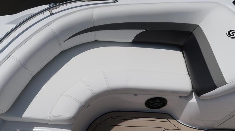 Hurricane SunDeck 187 IO