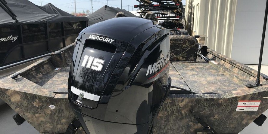 Lund Boats Predator 2070