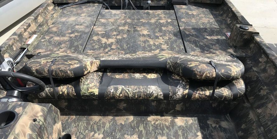 Lund Boats Predator 2070