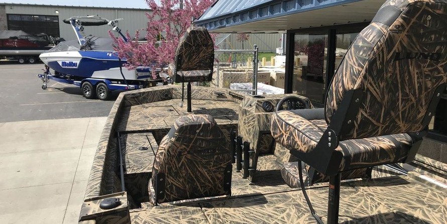 Lund Boats Predator 1760