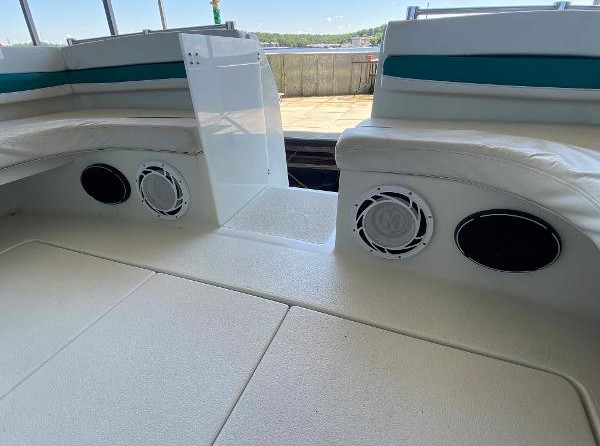 Chris-Craft Express Cruiser 360