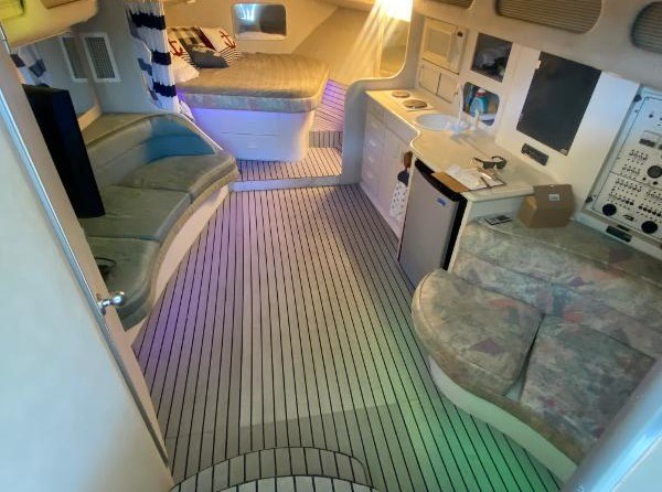 Chris-Craft Express Cruiser 360