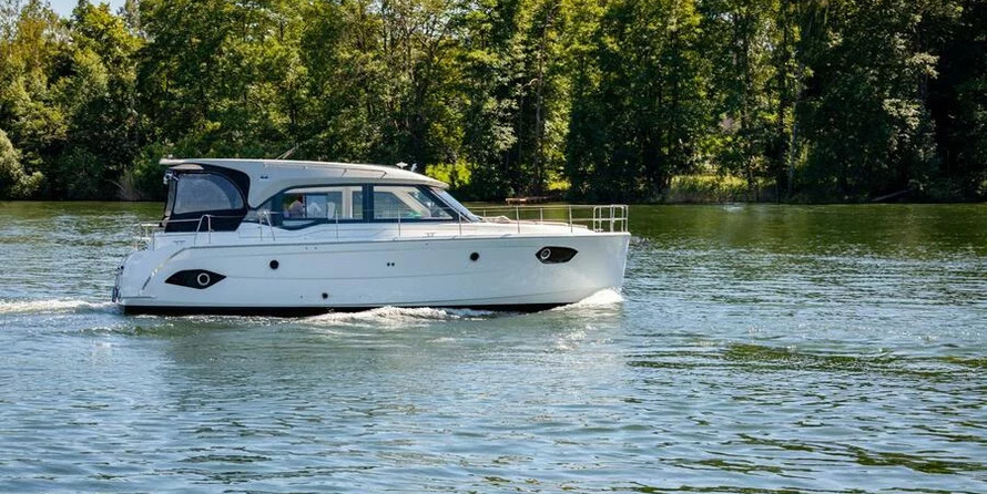 BavariaE 40 Coupe