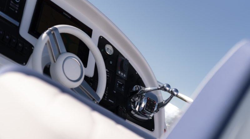 President president 46 flybridge