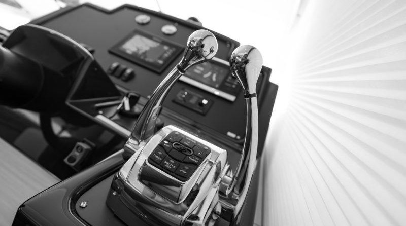 President president 46 flybridge