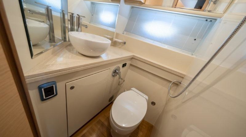 President president 46 flybridge