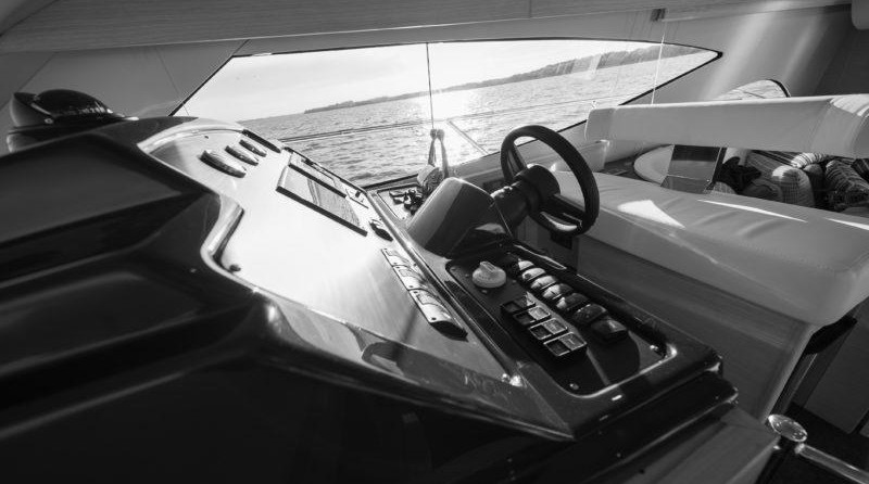 President president 46 flybridge