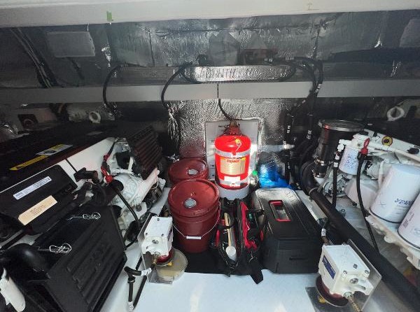 Cruisers Yachts 45 Cantius