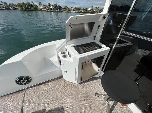 Cruisers Yachts 45 Cantius