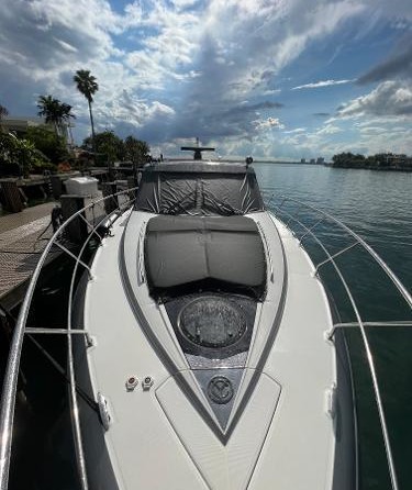 Cruisers Yachts 45 Cantius