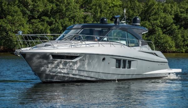 Cruisers Yachts 45 Cantius