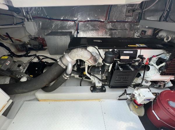 Cruisers Yachts 45 Cantius