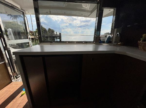 Cruisers Yachts 45 Cantius